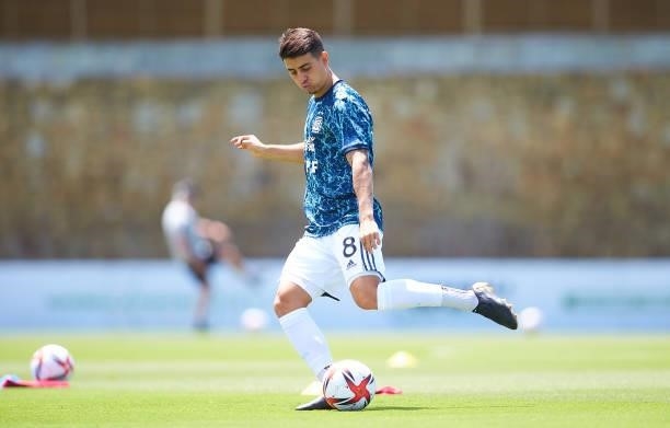 Santiago Colombatto of Argentina U23 warms up during a Friendly International Match between Denmark and Argentina on June 08, 2021 in Marbella, Spain.