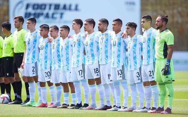 Players of Argentina U23 look on prior to a Friendly International Match between Denmark and Argentina on June 08, 2021 in Marbella, Spain.