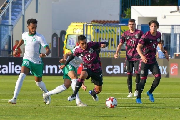 Erick Sanchez of Mexico controls the ball during the international friendly match between Mexico U23 and Saudi Arabia U23 at Estadio Municipal de...
