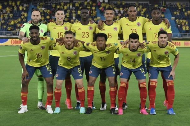 Players of Colombia pose for a team picture before a match between Colombia and Argentina as part of South American Qualifiers for Qatar 2022 at...