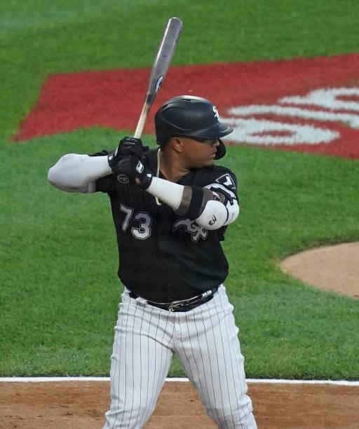Yermin Mercedes of the Chicago White Sox bats against the Toronto Blue Jays at Guaranteed Rate Field on June 08, 2021 in Chicago, Illinois.
