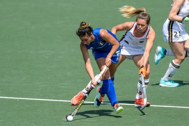 Federica Carta of Italy and Anne Schroder of Germany during the Euro Hockey Championships match between Germany and Italy at Wagener Stadion on June...