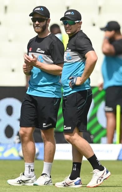 Kane Williamson and Tom Latham of New Zealand look on during a training session before the second LV= Test between England and New Zealand at...