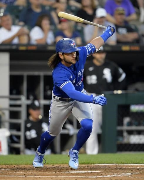 Bo Bichette of the Toronto Blue Jays bats against the Chicago White Sox on June 8, 2021 at Guaranteed Rate Field in Chicago, Illinois.