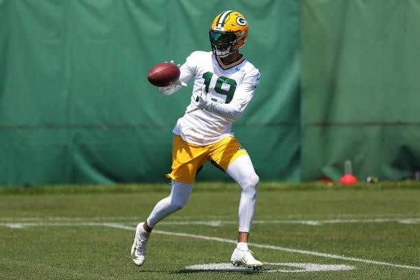 Equanimeous St. Brown of the Green Bay Packers works out during training camp at Ray Nitschke Field on June 09, 2021 in Ashwaubenon, Wisconsin.