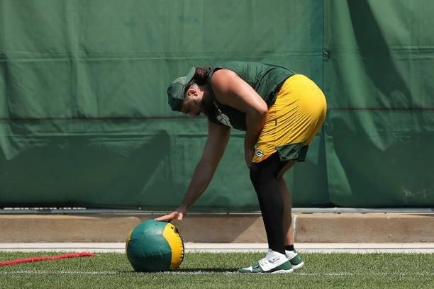 David Bahktiari of the Green Bay Packers works out during training camp at Ray Nitschke Field on June 09, 2021 in Ashwaubenon, Wisconsin.