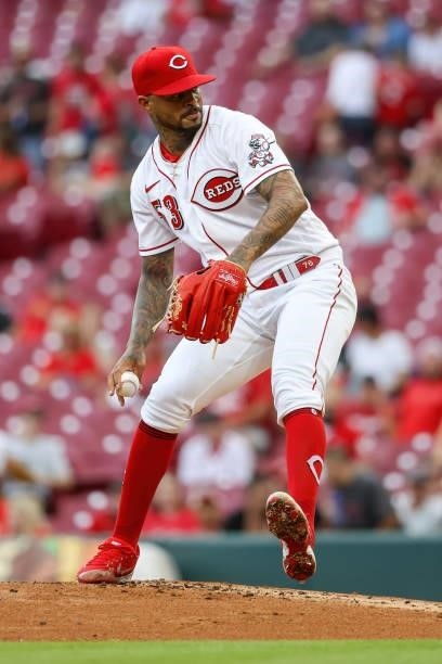 Vladimir Gutierrez of the Cincinnati Reds pitches in the second inning against the Milwaukee Brewers at Great American Ball Park on June 09, 2021 in...