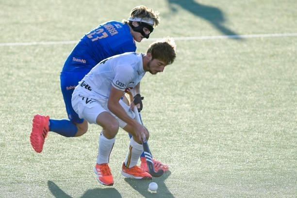 Jip Janssen of the Netherlands and Tanguy Cosyns of Belgium during the Euro Hockey Championships match between Netherlands and Belgium at Wagener...