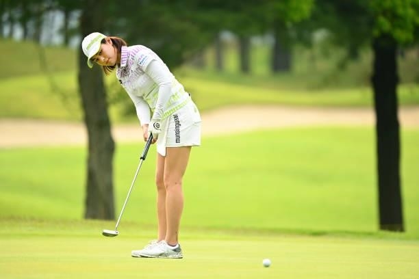 Hina Arakaki of Japan attempts a putt on the 10th green during the second round of the Ai Miyazato Suntory Ladies Open at Rokko Kokusai Golf Club on...
