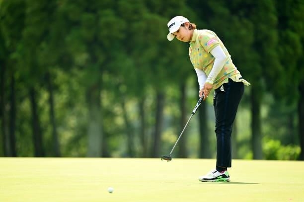 Mayu Hamada of Japan holes the birdie putt on the 13th green during the second round of the Ai Miyazato Suntory Ladies Open at Rokko Kokusai Golf...