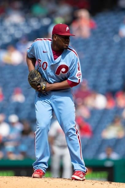 Hector Neris of the Philadelphia Phillies throws a pitch against the Atlanta Braves at Citizens Bank Park on June 10, 2021 in Philadelphia,...