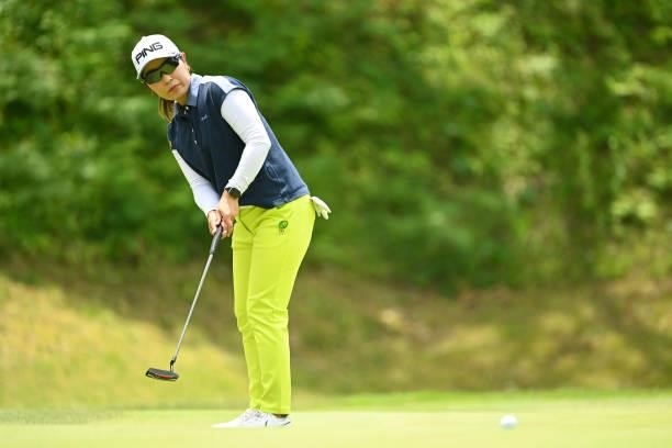 Mamiko Higa of Japan attempts a putt on the 3rd green during the second round of the Ai Miyazato Suntory Ladies Open at Rokko Kokusai Golf Club on...