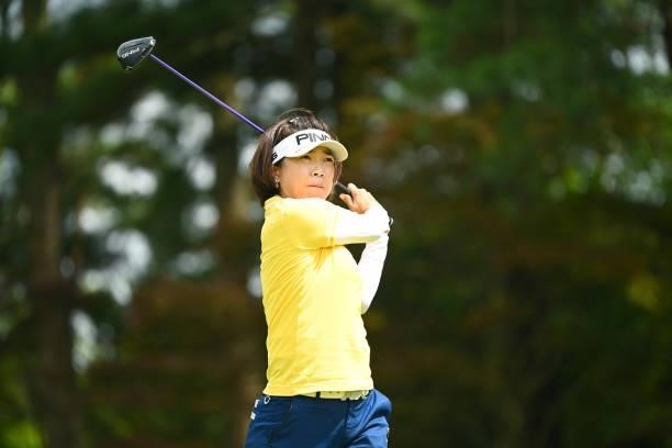 Shiho Oyama of Japan hits her tee shot on the 5th hole during the second round of the Ai Miyazato Suntory Ladies Open at Rokko Kokusai Golf Club on...