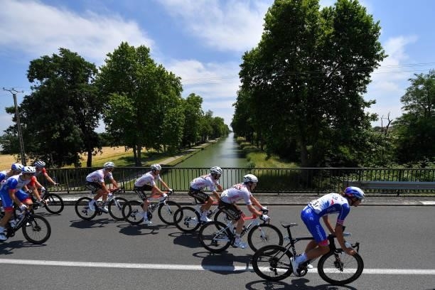 Lilian Calmejane of France, Nicolas Prodhomme of France, Stan Dewulf of Belgium, Tony Gallopin of France and AG2R Citröen Team, Anthony Roux of...