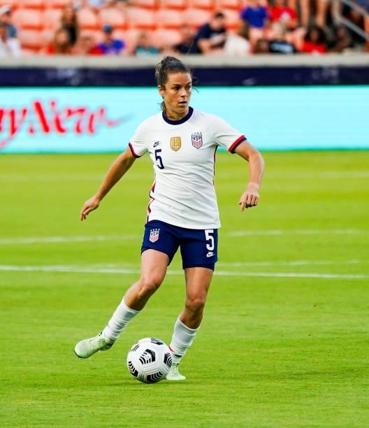 Kelley O'Hara of the United States dribbles the ball during the 2021 WNT Summer Series friendly between the United States and Portugal at BBVA...