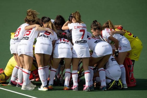 Spain team during the Euro Hockey Championships match between Duitsland and Spanje at Wagener Stadion on June 11, 2021 in Amstelveen, Netherlands