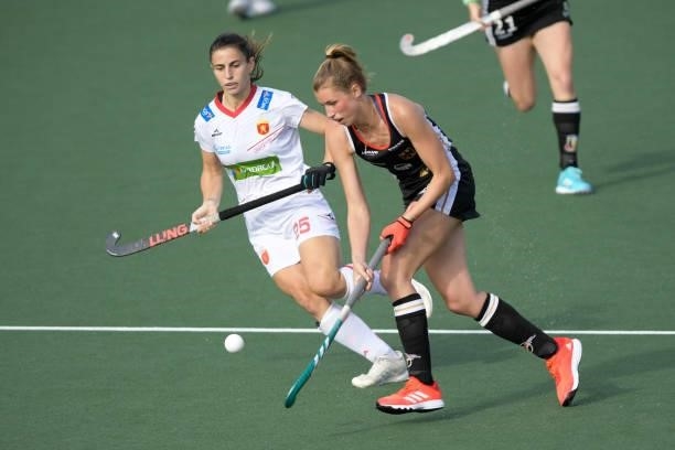 Hanna Granitzki of Germany during the Euro Hockey Championships match between Duitsland and Spanje at Wagener Stadion on June 11, 2021 in Amstelveen,...