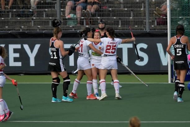 Berta Bonastre Peremateu of Spain scores first Spain goal during the Euro Hockey Championships match between Duitsland and Spanje at Wagener Stadion...