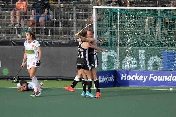 Pia Maertens of Germany scores third Germany goal during the Euro Hockey Championships match between Duitsland and Spanje at Wagener Stadion on June...
