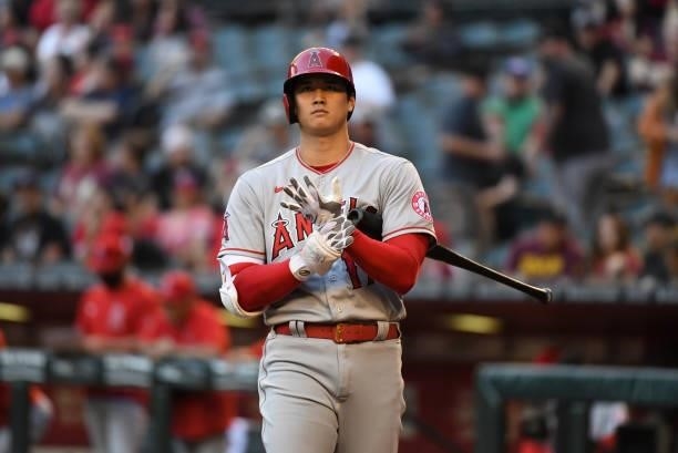Shohei Ohtani of the Los Angeles Angels get ready in the batters box against the Arizona Diamondbacks during the first inning at Chase Field on June...