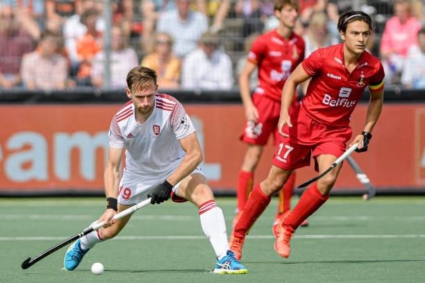 David Goodfield of England, Thomas Briels of Belgium during the Euro Hockey Championships Men match between England and Belgium at Wagener Stadion on...
