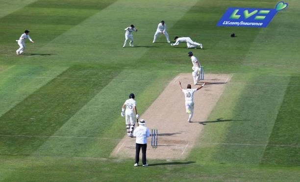 New Zealand bowler Neil Wagner has England batsman Dan Lawrence caught behind by Tom Blundell for 0 during day three of the second LV= Insurance Test...