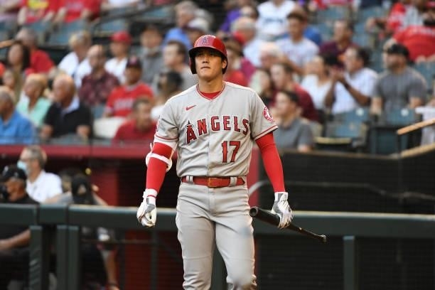 Shohei Ohtani of the Los Angeles Angels gets ready in the on deck circle prior to an at bat against the Arizona Diamondbacks during the first inning...