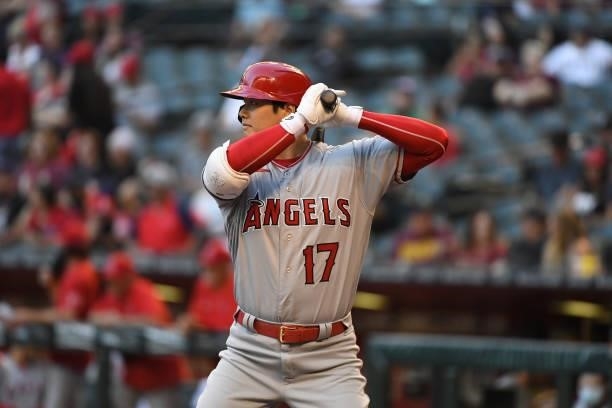 Shohei Ohtani of the Los Angeles Angels gets ready in the batters box against the Arizona Diamondbacks during the first inning at Chase Field on June...