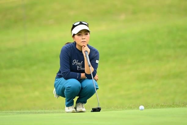 Serena Aoki of Japan lines up a putt on the 9th green during the final round of the Ai Miyazato Suntory Ladies Open at Rokko Kokusai Golf Club on...