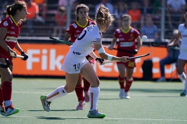 Louise Versavel of Belgium during the Euro Hockey Championships Women match between Belgium and Spain at Wagener Stadion on June 13, 2021 in...