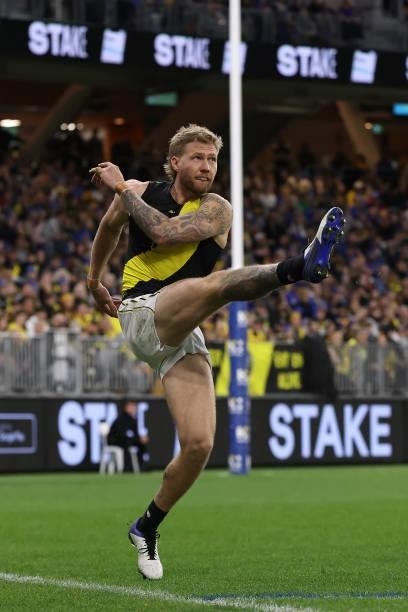 Nathan Broad of the Tigers in action during the round 14 AFL match between the West Coast Eagles and the Richmond Tigers at Optus Stadium on June 13,...