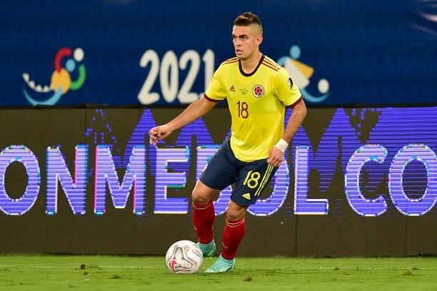 Rafael Santos Borre of Colombia controls the ball during a Group B match between Ecuador and Colombia at Arena Pantanal on June 13, 2021 in Cuiaba,...