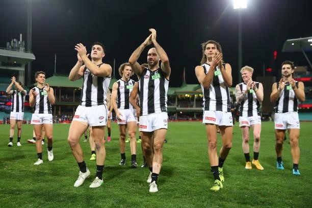 Steele Sidebottom of the Magpies celebrates victory during the round 13 AFL match between the Melbourne Demons and the Collingwood Magpies at Sydney...