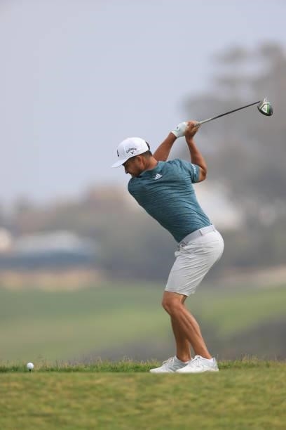Xander Schauffele of the United States plays his shot from the fifth tee during a practice round prior to the start of the 2021 U.S. Open at Torrey...