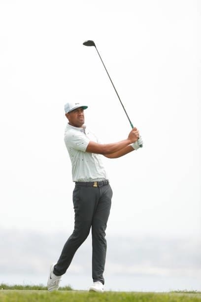 Tony Finau of the United States plays his shot from the fourth tee during a practice round prior to the start of the 2021 U.S. Open at Torrey Pines...