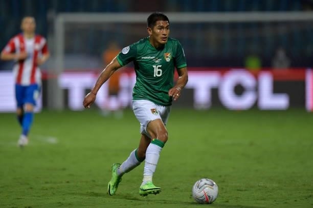 Erwin Saavedra of Bolivia controls the ball during a Group A match between Paraguay and Bolivia at Estádio Olímpico as part of Copa America Brazil...