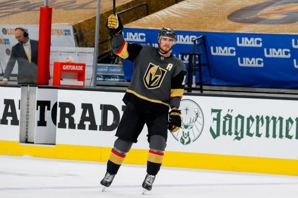 Reilly Smith of the Vegas Golden Knights acknowledges the fans after being named the second star of the game following his team's 4-1 victory against...