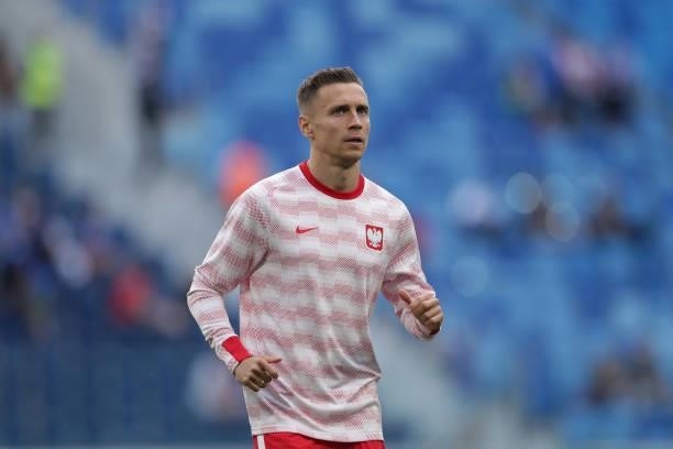 Przemysław Frankowski of Poland warms up before the UEFA Euro 2020 Championship Group E match between Poland and Slovakia on June 14, 2021 in Saint...
