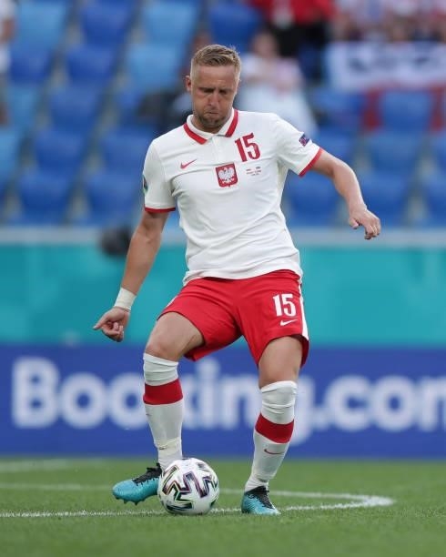 Kamil Glik of Poland controls the ball during the UEFA Euro 2020 Championship Group E match between Poland and Slovakia on June 14, 2021 in Saint...