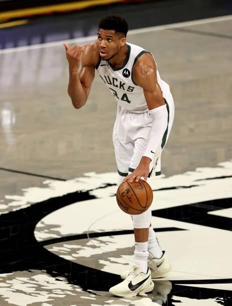 Giannis Antetokounmpo of the Milwaukee Bucks directs his teammates in the first half against the Brooklyn Nets during game 5 of the Eastern...
