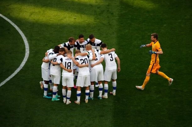 Players of Finland form a team huddle prior to the UEFA Euro 2020 Championship Group B match between Finland and Russia at Saint Petersburg Stadium...