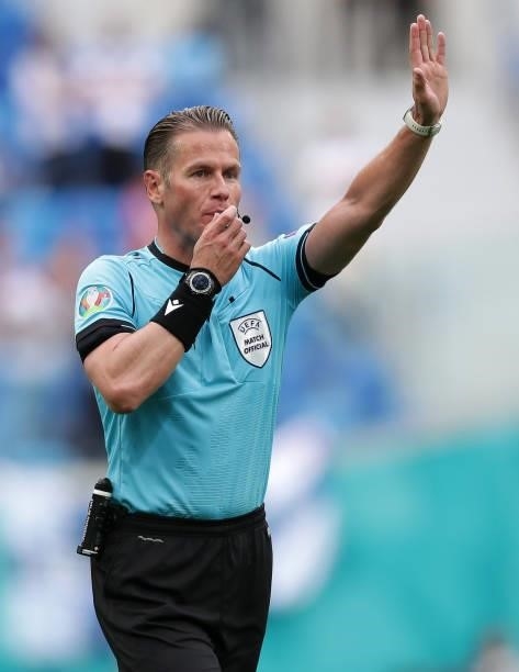Match Referee, Danny Makkelie gestures during the UEFA Euro 2020 Championship Group B match between Finland and Russia at Saint Petersburg Stadium on...