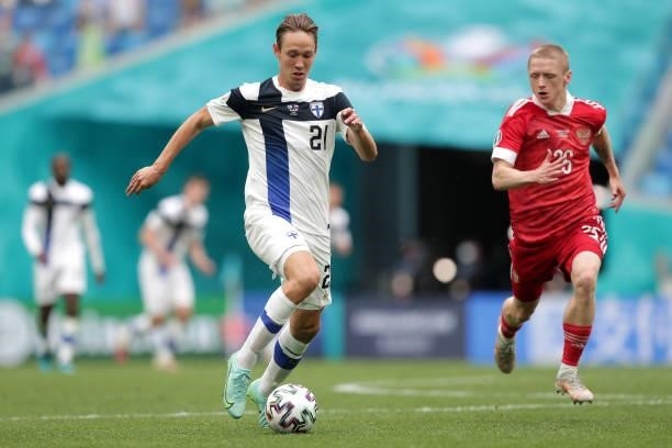 Lassi Lappalainen of Finland runs with the ball during the UEFA Euro 2020 Championship Group B match between Finland and Russia at Saint Petersburg...