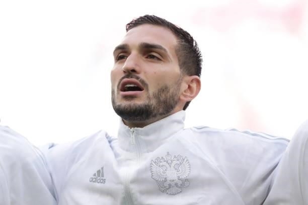 Magomed Ozdoev of Russia sings their national anthem prior to start the UEFA Euro 2020 Championship Group B match between Finland and Russia at Saint...