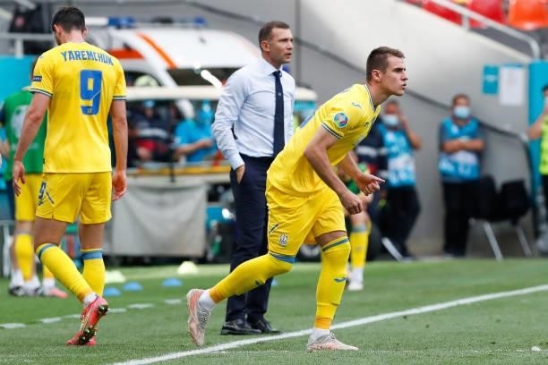 Artem Besedin of Ukraine replaces team mates Roman Yaremchuk during the UEFA Euro 2020 Championship Group C match between Ukraine and North Macedonia...