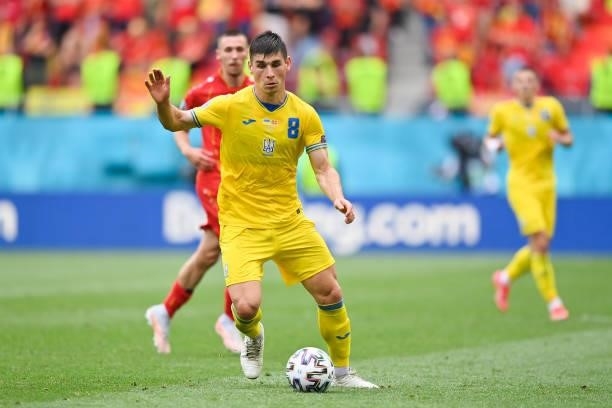 Ruslan Malinovskyi of Ukraine runs with the ball during the UEFA Euro 2020 Championship Group C match between Ukraine and North Macedonia at National...