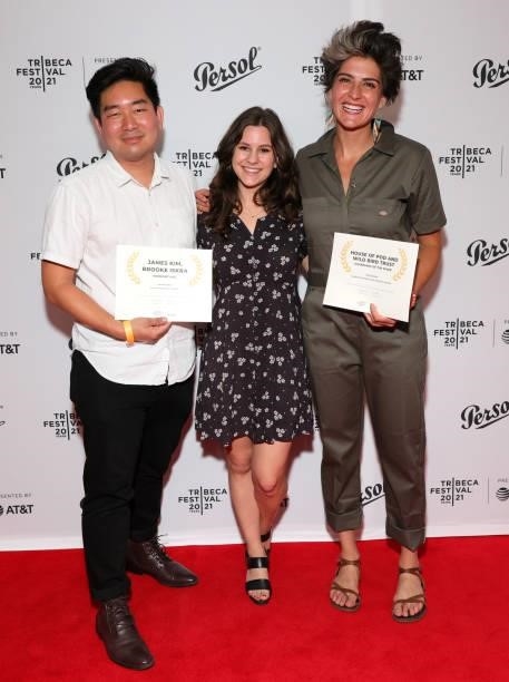 James Kim, Leah Sarbib, and Catherine de Medici Jaffee pose with awards at the Tribeca Festival Awards Night during the 2021 Tribeca Festival at...