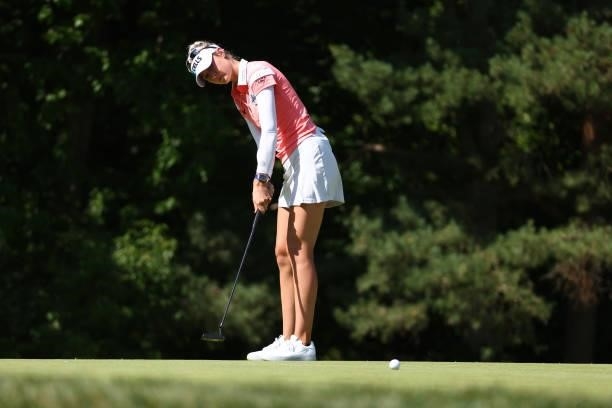 Nelly Korda putts on the sixth green during round one of the Meijer LPGA Classic for Simply Give at Blythefield Country Club on June 17, 2021 in...