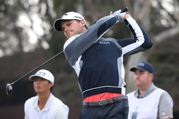 Thomas Detry of Belgium plays his shot from the 14th tee during the first round of the 2021 U.S. Open at Torrey Pines Golf Course on June 17, 2021 in...
