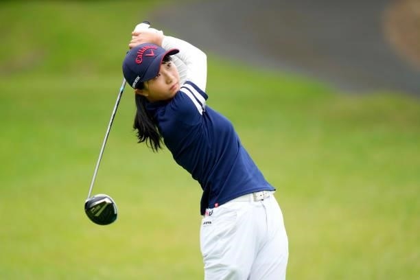 Amateur Rina Matsuyama of Japan hits her tee shot on the 2nd hole during the first round of the Yupiteru Shizuoka Shimbun SBS Ladies at the Shizuoka...
